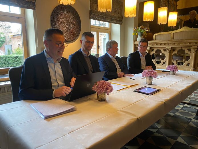 persconferentie fusie Galmaarden, Gooik en Herne.