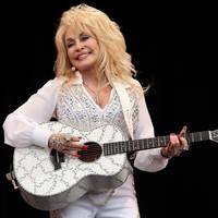 Dolly Parton overleden na korte strijd tegen kanker, afscheid in besloten kring