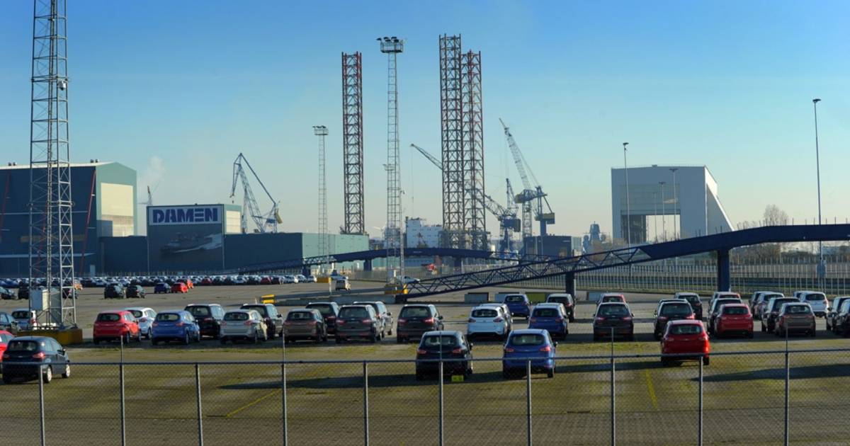 Autoterminal Cobelfret in VlissingenOost raakt leeg Zeeuws nieuws