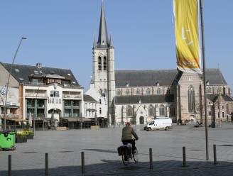 Cars 4 Charity op Markt van Geel: maak een rondrit met iconische wagen voor het goede doel