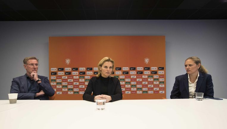 Sarina Wiegman is geen uithangbord, wel vakvrouw | De ...