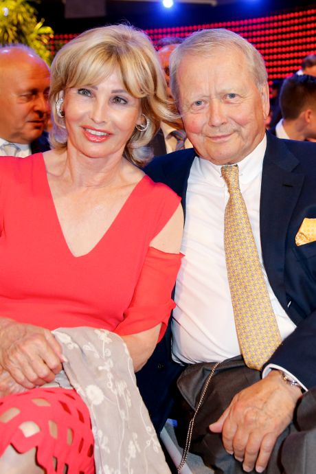 Le milliardaire Wolfgang Porsche divorce de sa femme atteinte de démence: “Je ne peux plus y faire face”