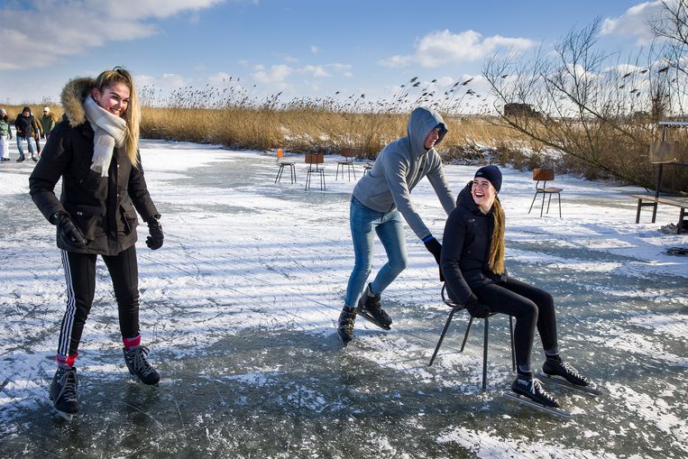 Vorig jaar was er schaatspret in de Hoeksche Waard.
 Beeld Arie Kievit