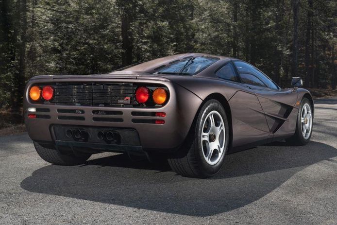 McLaren F1.