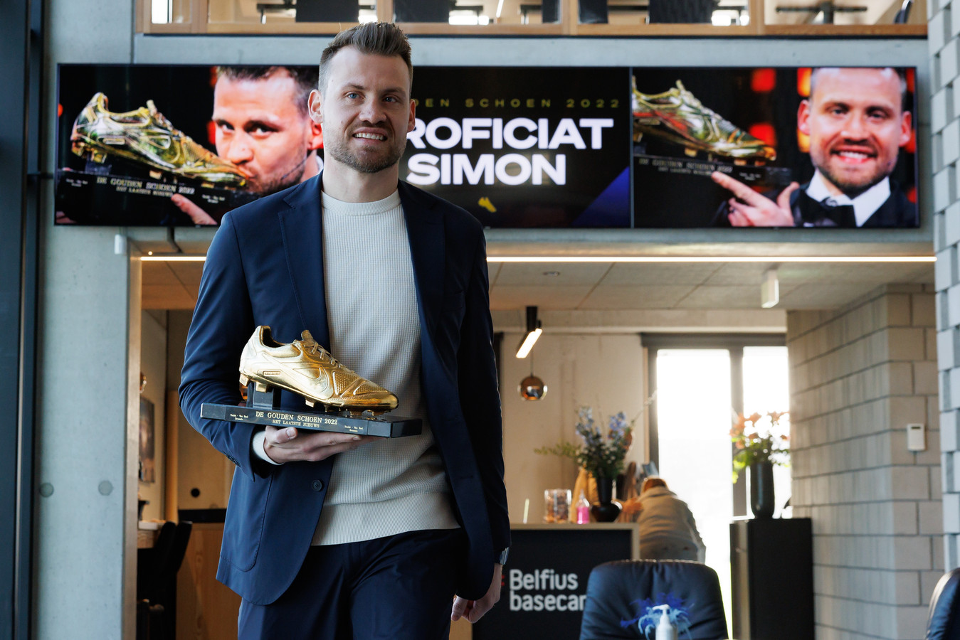 Simon Mignolet.