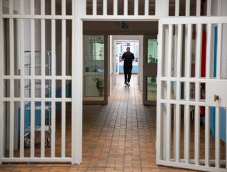 Cipiers in Brusselse gevangenissen starten tweedaagse staking: zo’n 2.000 plaatsen te weinig in Belgische gevangenissen