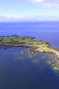 Kans voor wie zoekt naar rust: onbewoond eiland in Schotland te koop voor 170.000 euro