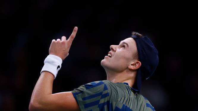 Sensation à Paris-Bercy: Holger Rune s’offre Novak Djokovic et un premier Masters 1000 