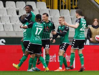 Cercle Brugge houdt zijn kansen op de Europe play-offs gaaf na een oververdiende 2-0-zege tegen een erg matig KV Kortrijk