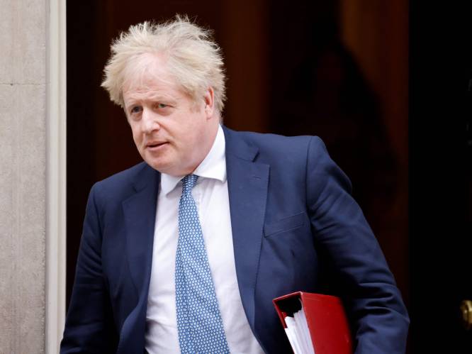 Boris Johnson ziet vijfde nauwe medewerker vertrekken maar heeft “alles onder controle”