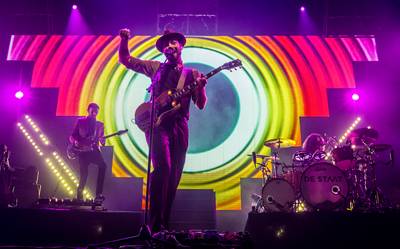 De Staat en Bazart naar Lowlands