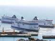 Rederij P&amp;O Ferries ontslaat 800 werknemers, vakbond roept werknemers op om schepen niet te verlaten