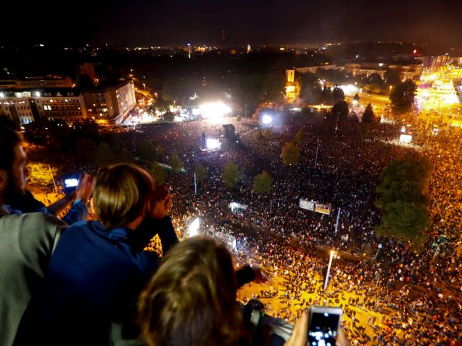 "Wij zijn met meer": tienduizenden mensen bij concerten tegen extreemrechts in Chemnitz