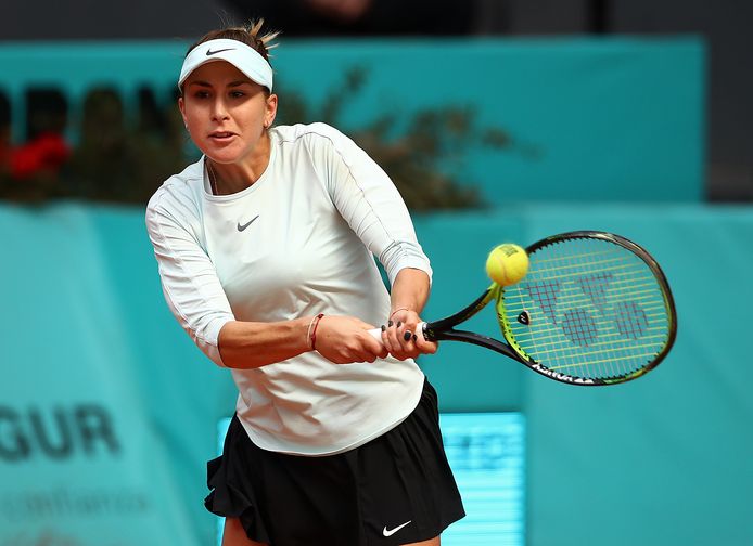 Bencic verrast Osaka en treft nu Halep in halve finale ...