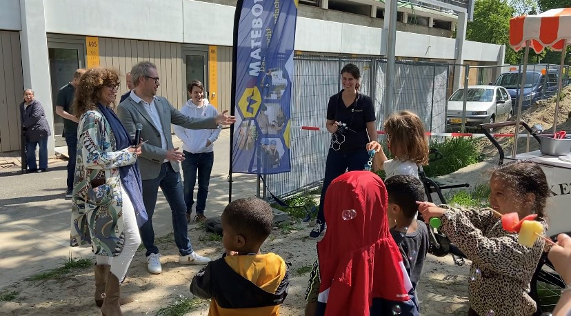 Renovatie Elvis Presleyflat In Zwolle Begint Feestelijk Foto AD nl