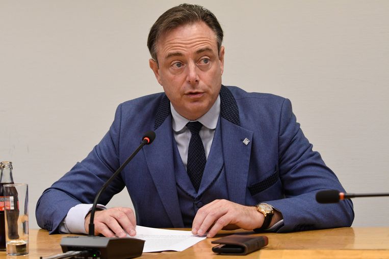 Bart De Wever: ‘Dit is een schande.’ Beeld Photo News