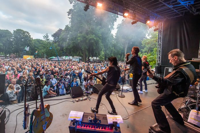 Duizenden mensen kwamen in de zomer van 2019 af op het Parkies-optreden van The Wild Romance in het BredasValkenberg.