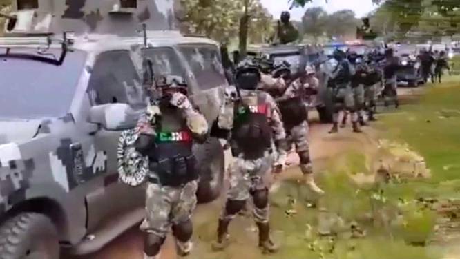 Drugskartel Mexico provoceert met beelden zwaarbewapend ‘leger’