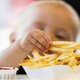 Vrouw doet onsmakelijke ontdekking in Happy Meal van zoontje