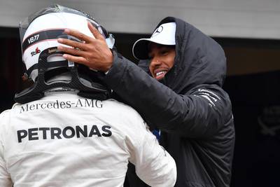 Bottas snelt naar pole in Brazilië