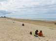 “Wij zijn van Brussel en dit is hoe we het doen”: enige meerderjarige van jeugdbende staat terecht voor slagen, diefstal en afpersing op strand Koksijde