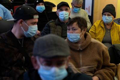 Le port du masque redevient obligatoire dans les hôpitaux espagnols