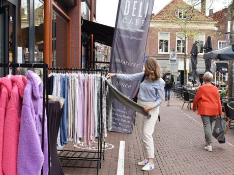 Tips voor bruiloftsgasten! Bij deze Dordtse winkels koop je trendy kleding