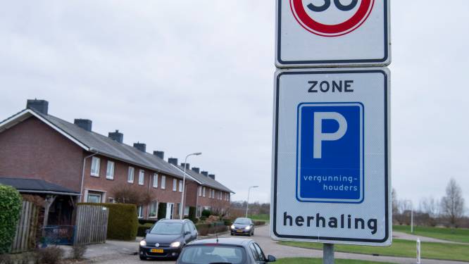 De Amstel heeft last van centrumbezoekers: Waalwijk pakt parkeeroverlast aan