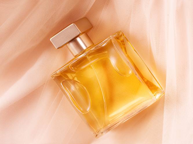 Parfum als valentijnscadeau? Probeer deze 3 nieuwe soorten geuren. “Ze blijven beter hangen op een licht vette huid”