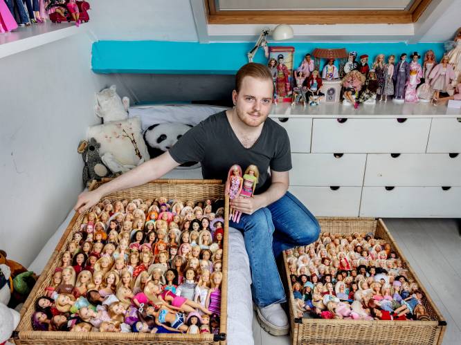 Jarmo (23) verzamelde 2.400 Barbies: “Er is een tijd geweest dat ik niet zonder een Barbie het huis uitging”