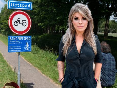 We schamen ons voor het leukste wat er is: een beetje blijdschap op de fiets