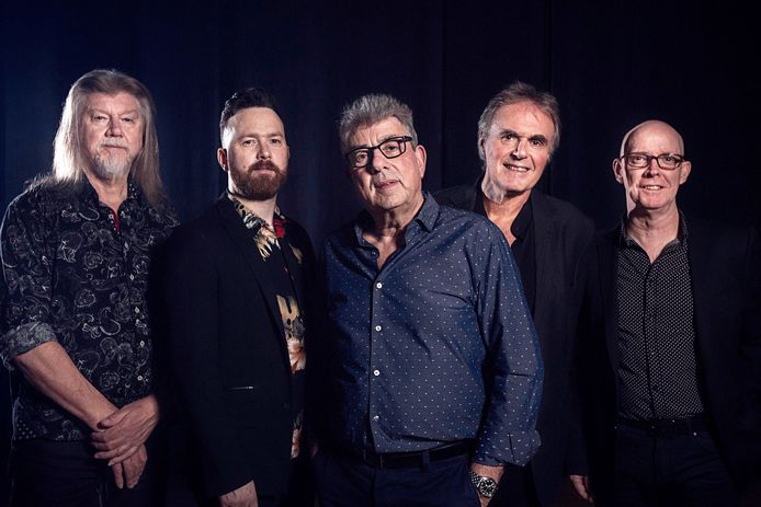 10CC.