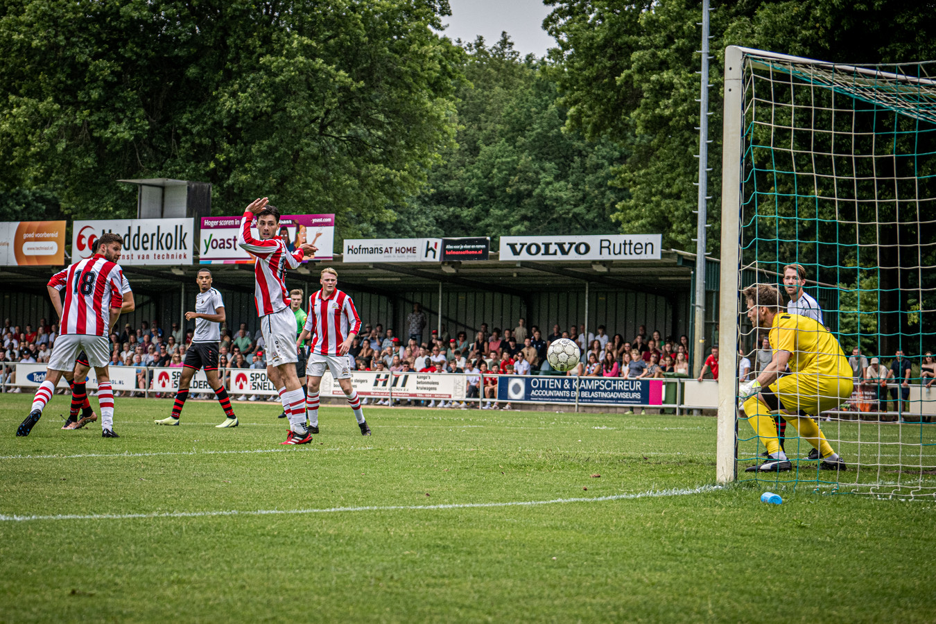 SVO/VVLK dwingt historische promotie, Beuningse Boys redt zich ten ...