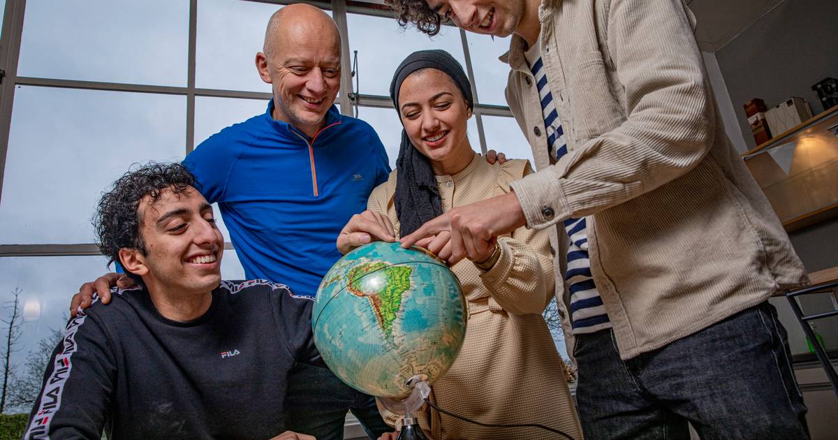 Oceaanroeister Bela Evers (53) laat zien dat je veel meer kunt dan je denkt, weet het gezin thuis in