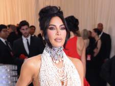 Kim Kardashian n’a pas tant confiance en elle: “Dans la chambre à coucher, les lumières doivent être éteintes”