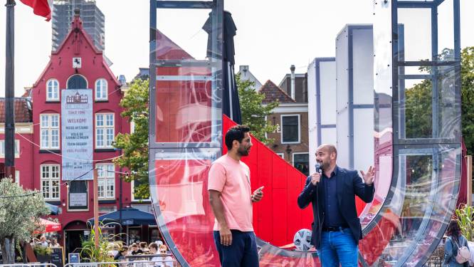 Rood, wit (én perfect voor een selfie): dit nieuwe stadssymbool staat vanaf vandaag op de Neude