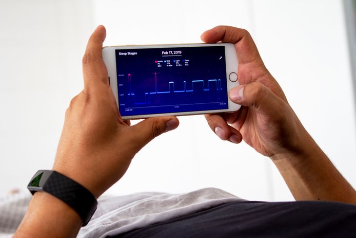 Met de Fitbit kan je allerhande gegevens over je gezondheid bijhouden.