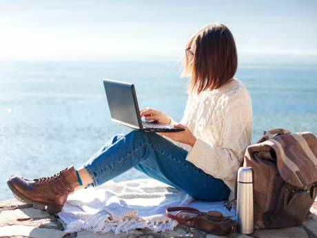 Na je werkdag luieren op het strand: dit zijn de 10 beste plekken voor een ‘workation’