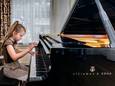 Pianotalent Yulianna is 10 jaar en treedt internationaal op. Ze is met haar gezin gevlucht vanuit Oekraïne en woont in Leidschendam. Op 1 en 2 juni speelt ze in het voorprogramma van het Kamermuziek Festival onder andere stukken van Chopin en Bach.