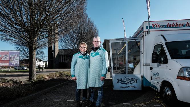 André en Jorita stoppen na 44 jaar met hun viswagen: ‘Je maakt te weinig winst, maar we wonen in de Achterhoek’