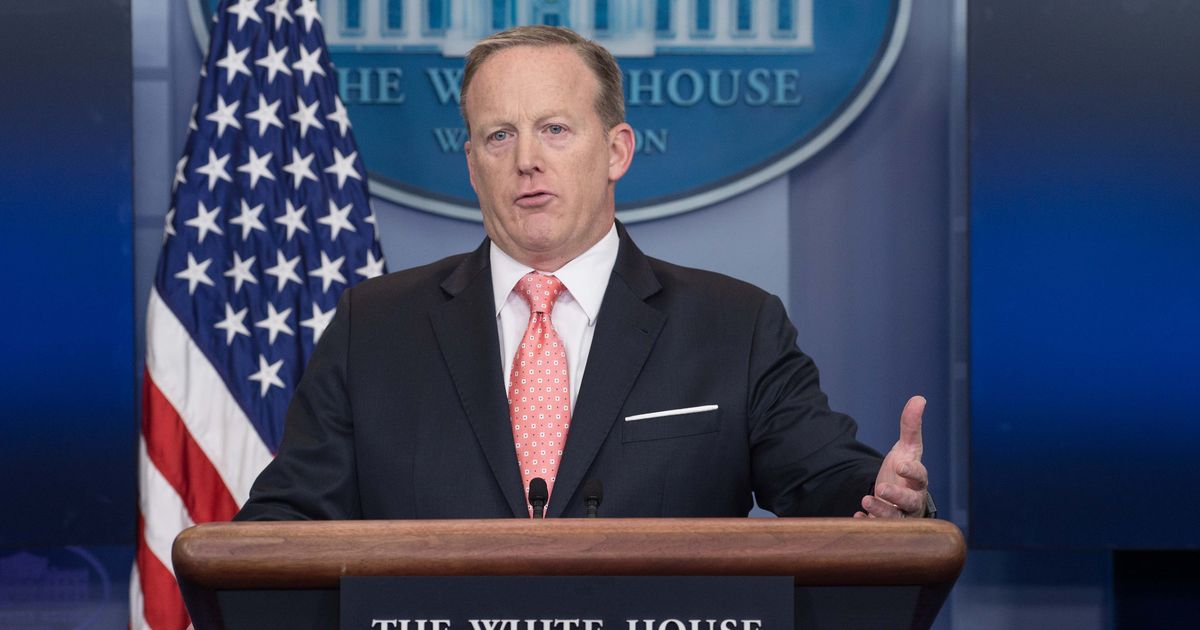 "Witte Huis-woordvoerder Sean Spicer moet zelf op zoek naar zijn vervanger"