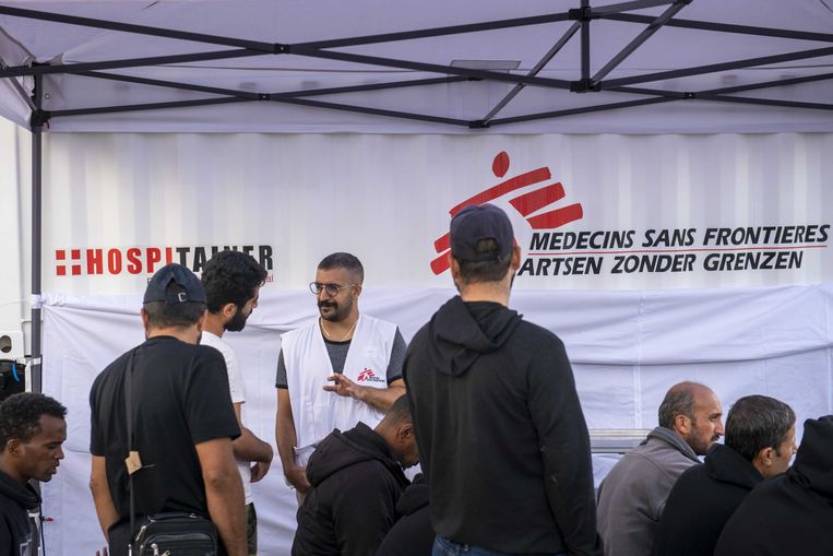 Artsen zonder Grenzen stopt medische hulp Ter Apel, moest 'levensreddende hulp' verlenen - Parool.nl