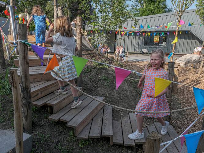Sint-Amandsbasisschool Zuid in wijk De Lange Munte in vier jaar tijd vernieuwd, blikvanger is vergroende speelplaats