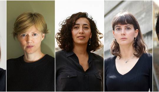 ‘Je kunt beter niet als hype de literatuur binnendenderen’: vijf Nederlandstalige stemmen die dit jaar grenzen verlegden