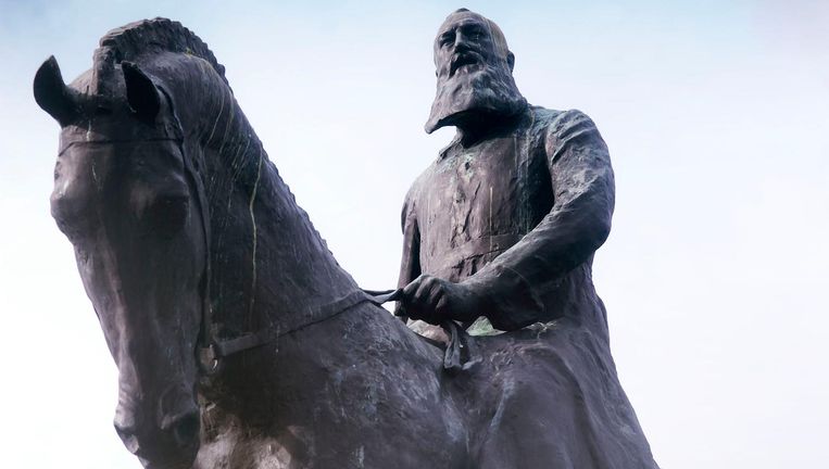 De omstreden koning van België, Leopold II, steevast afgebeeld op een paard. Beeld Hollandse Hoogte
