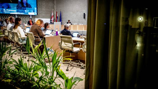 Eindhovens stadsbestuur in de problemen door geheim vergaderen: nieuwe besluiten nodig over Tongelreep en daklozenopvang