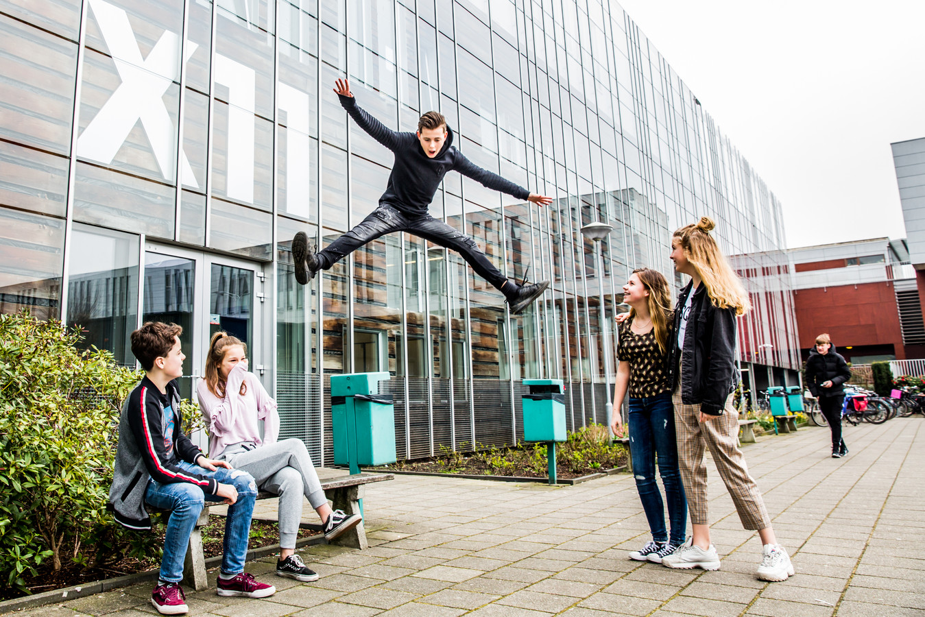 afbladderend-asbest-herrie-ruimtegebrek-utrechtse-scholen-halen