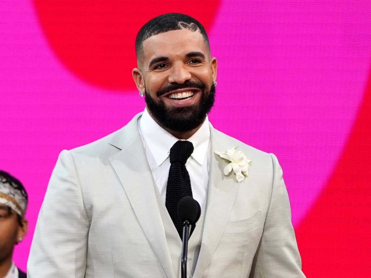 Drake is onderwerp van gesprek nadat pikante beelden uitlekken, rapper  reageert | Celebrities | hln.be