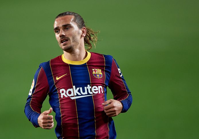 Transfer Talk Barcelona En Atletico Onderhandelen Over Opmerkelijke Ruildeal Standard Stalt Middenvelder In Frankrijk Voetbal Hln Be