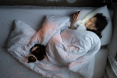 Kan je 's avonds de slaap maar moeilijk vatten? Experts tippen hoe je daar verandering in brengt